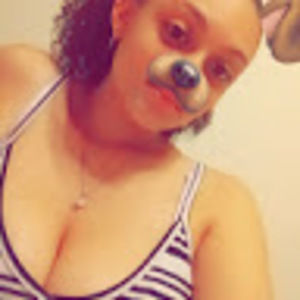 Meet your Posher, Julissa